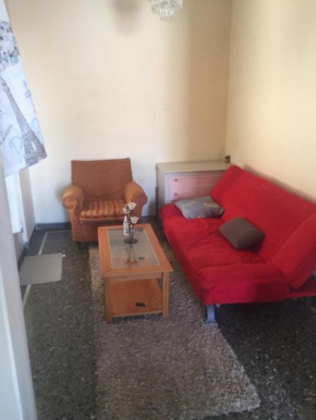 Simple & Spacious - Shared Accomodation